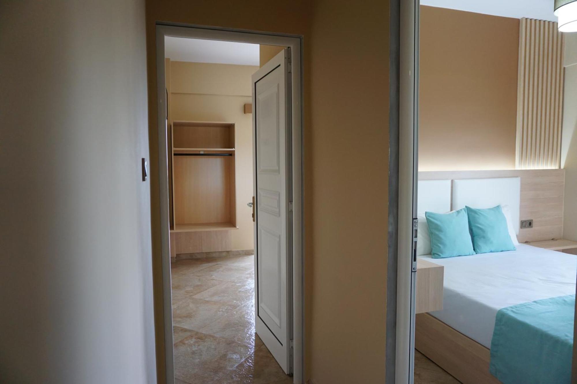 House Michalis Aparthotel Sarti Buitenkant foto